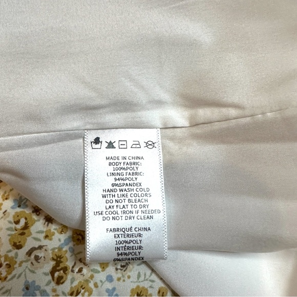 💥HP💥NWT Vernacular Peasant Style Midi Dress in Antique Floral Print. Size Small - Picture 13 of 13